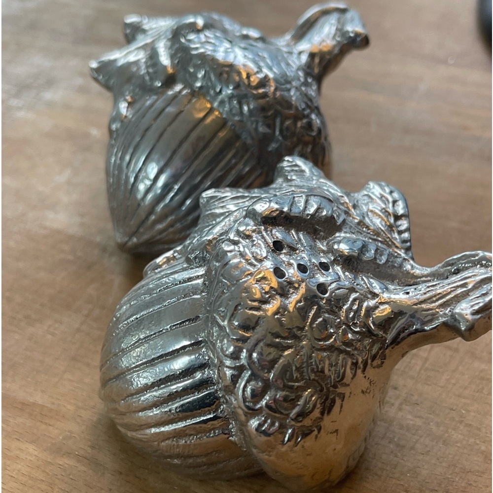 Mariposa Acorn Salt & Pepper Shakers
